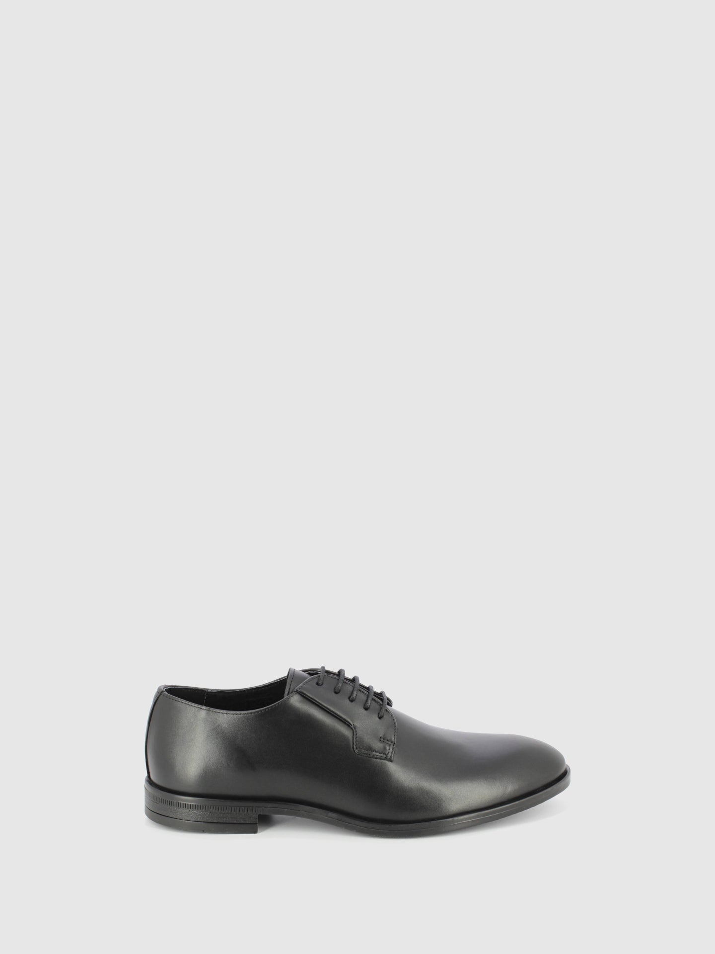 Foreva Sapatos com Atacadores em Preto