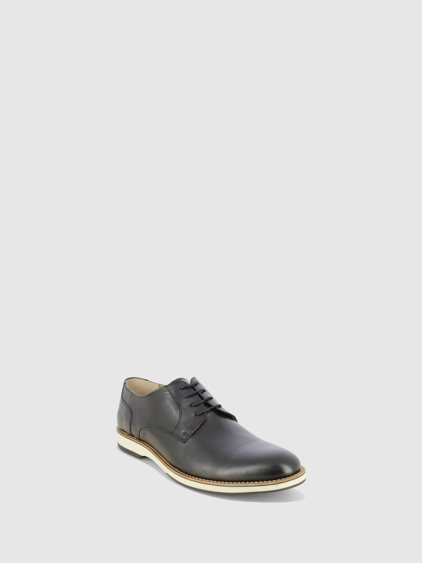Foreva Sapatos com Atacadores em Preto