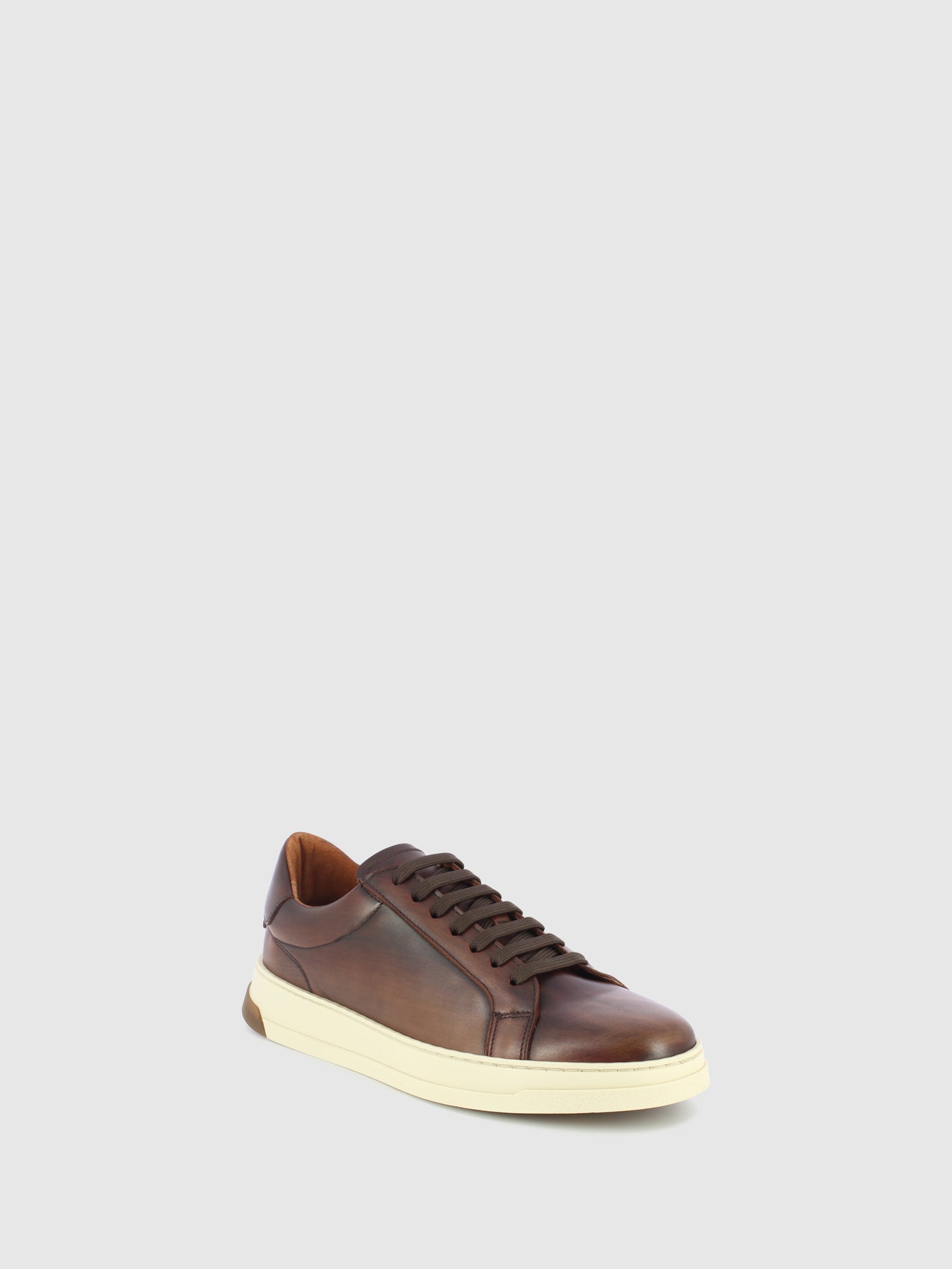 Foreva Sapatos com Atacadores em Castanho