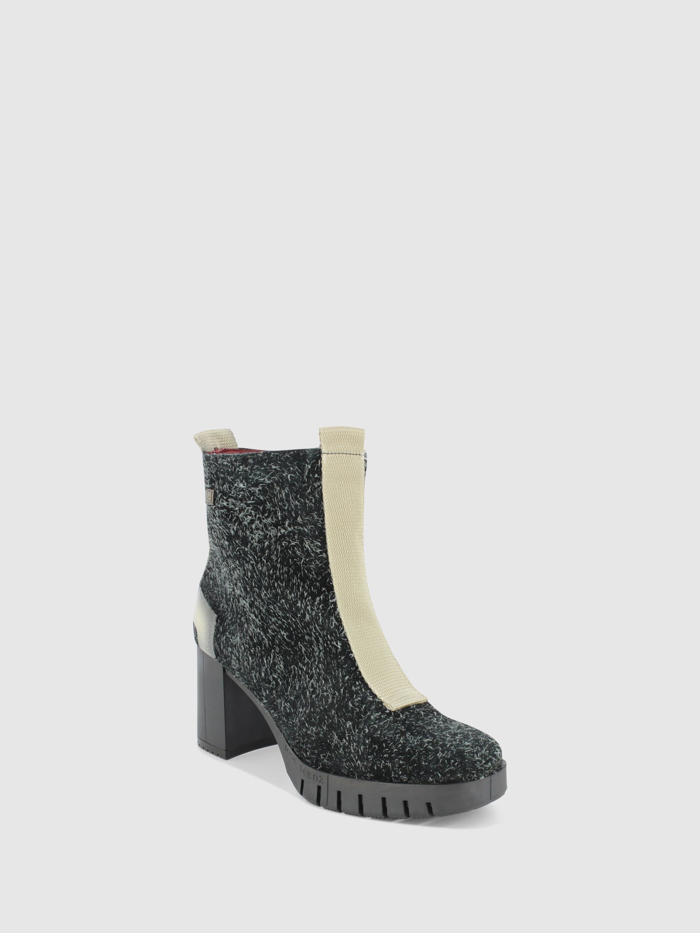 Jose Saenz Botins com Fecho em Preto