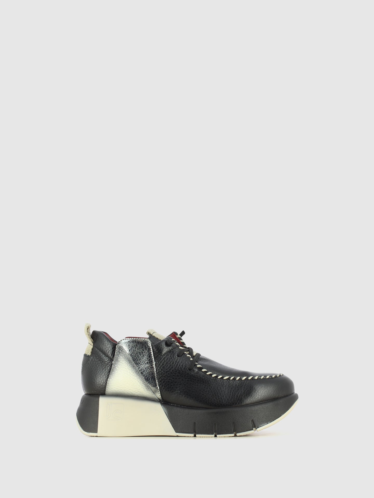 Jose Saenz Sapatos com Atacadores em Preto