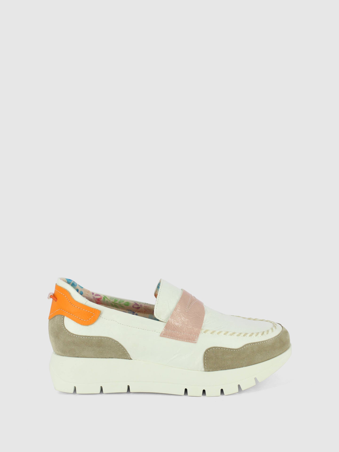 Jose Saenz Sapatos Mocassins em Branco