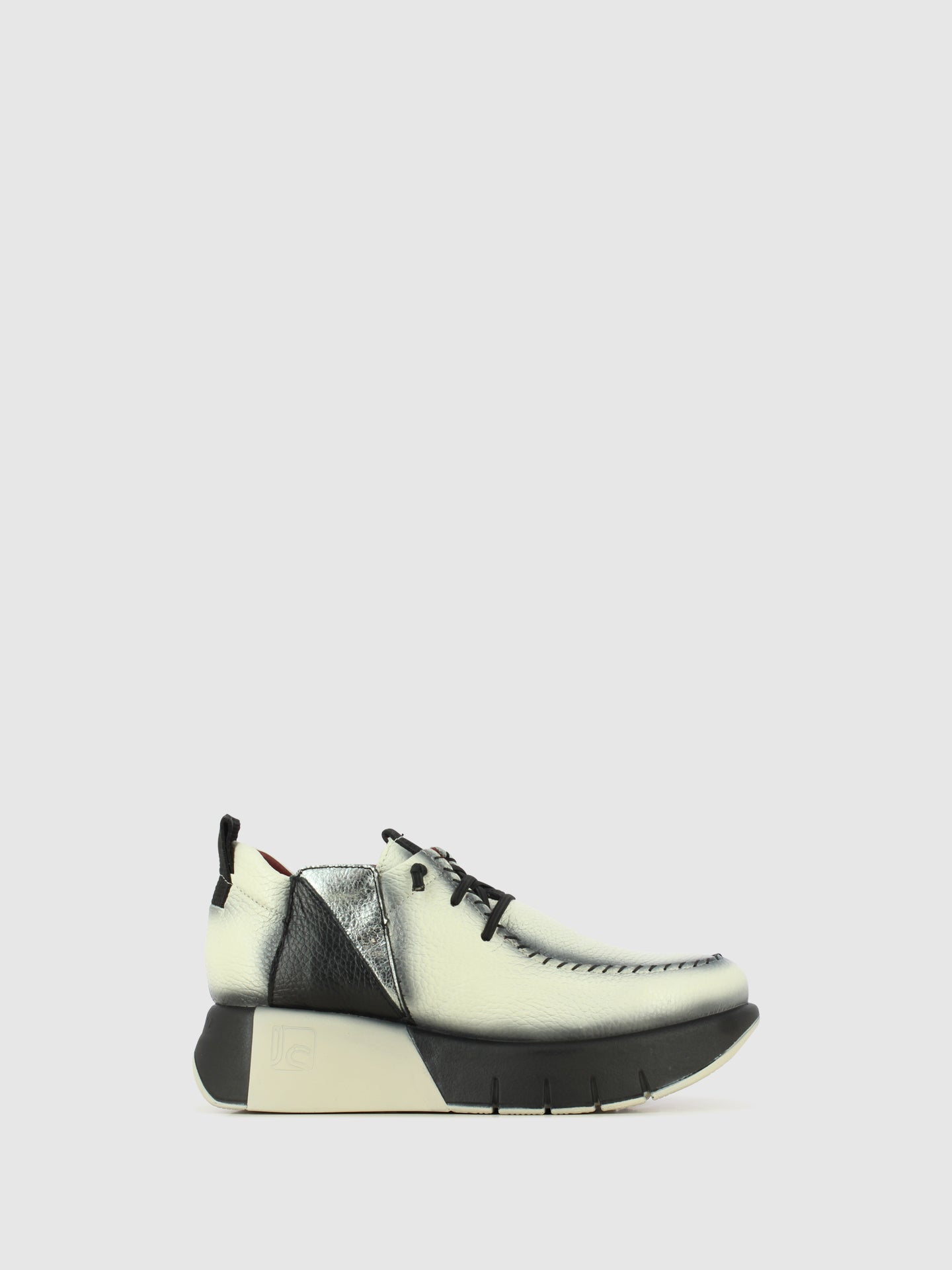 Jose Saenz Sapatos com Atacadores em Branco Cru