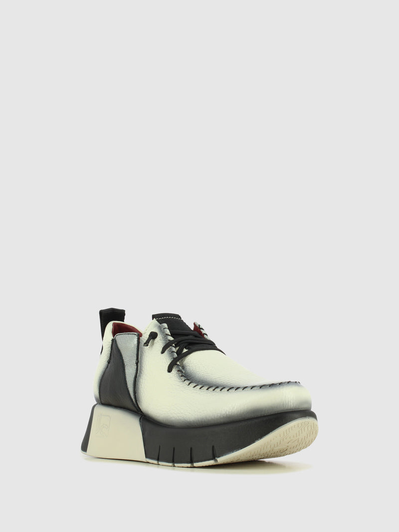 Jose Saenz Sapatos com Atacadores em Branco Cru
