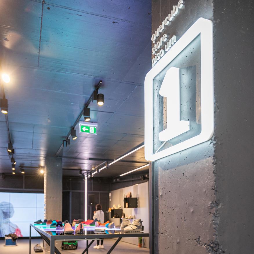  Overcube Flagship Store