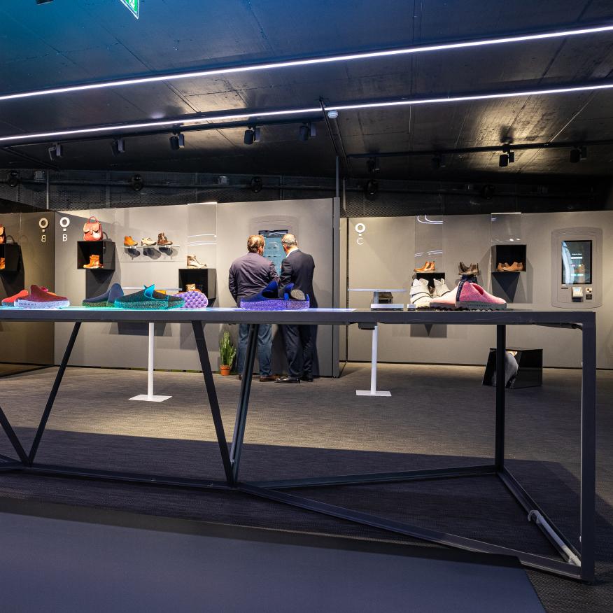  Overcube Flagship Store