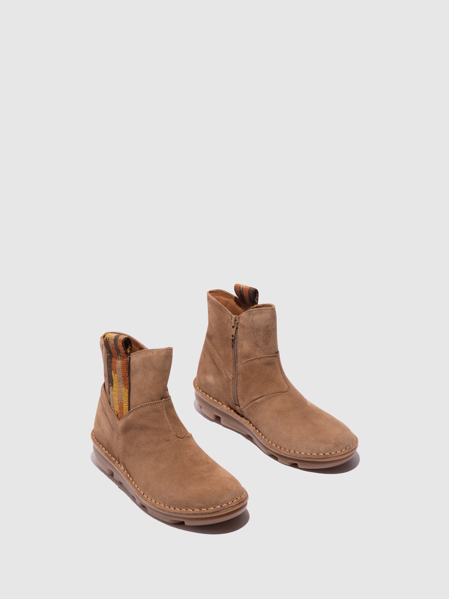 On Foot Botins Chelsea em Camel