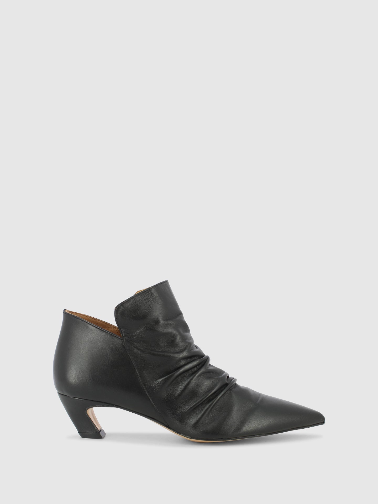 Sofia Costa Botins com Fecho em Preto