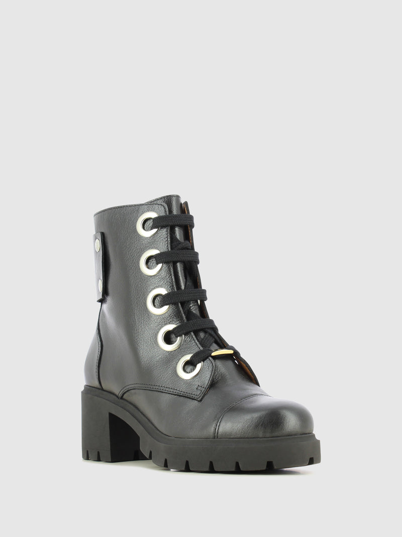 Sofia Costa Botins com Fecho em Preto
