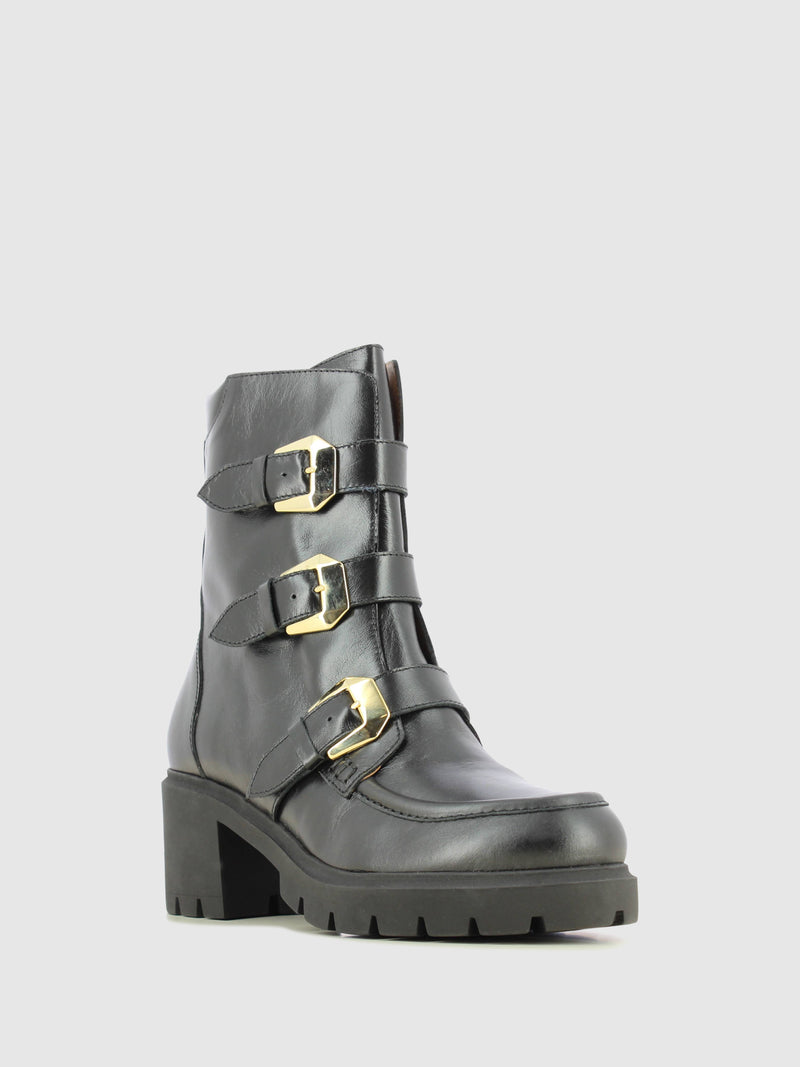 Sofia Costa Botins com Fecho em Preto