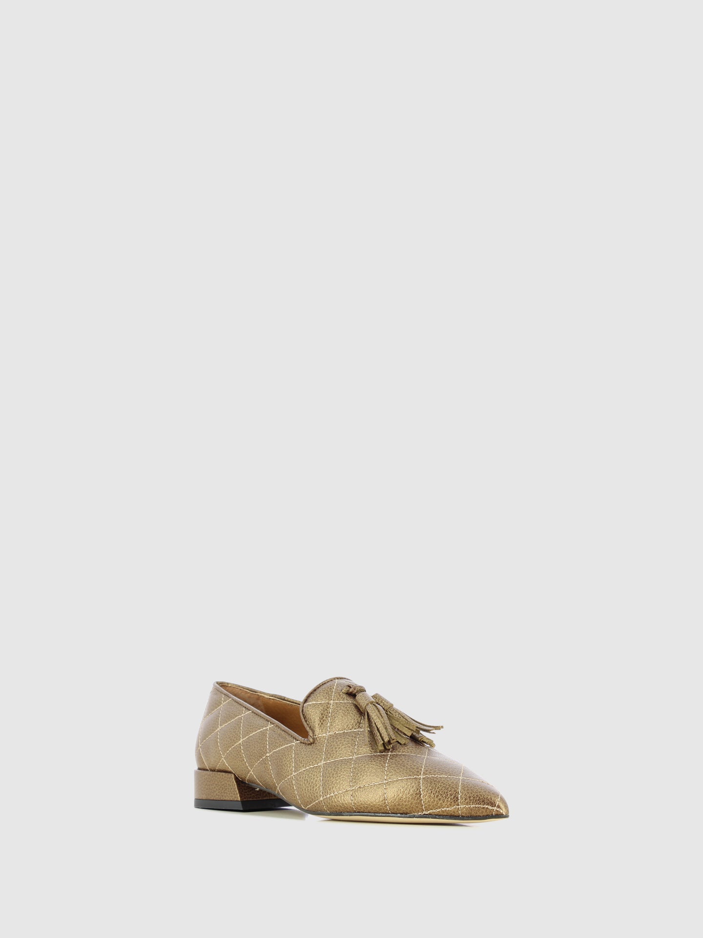 Sofia Costa Loafers Pontiagudas em Taupe