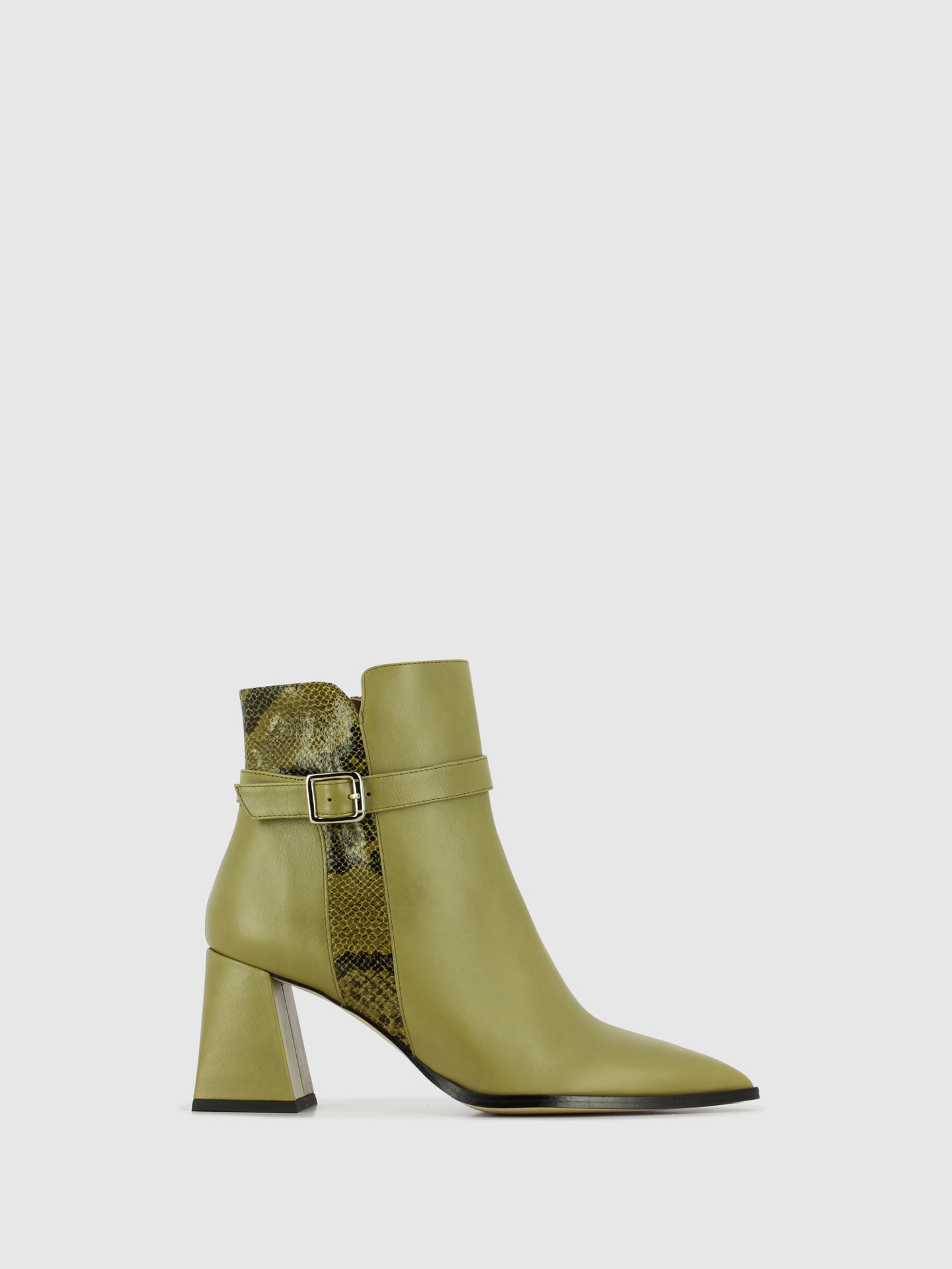Sofia Costa Botins com Fecho em Verde