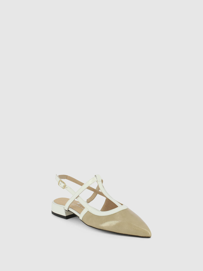 Sofia Costa Sandálias com Fivela em Branco