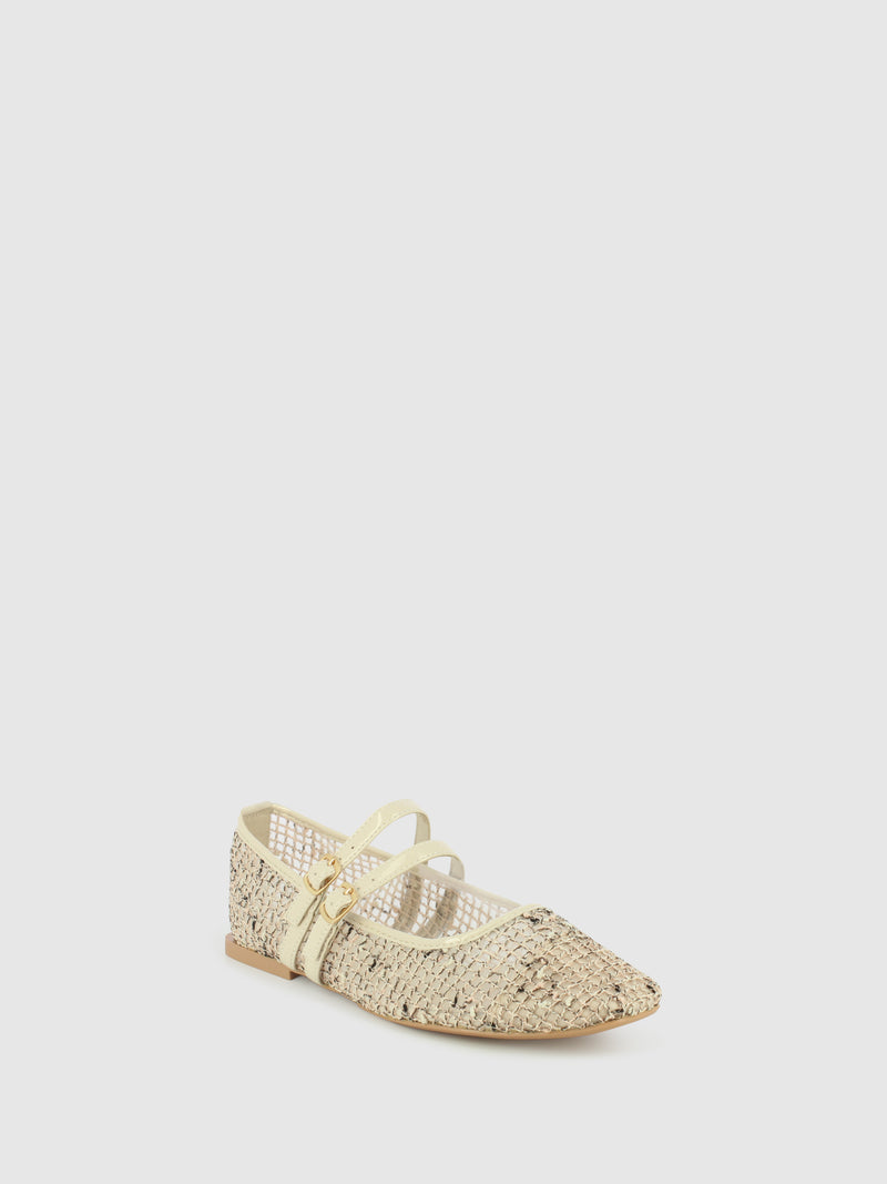 Top3 Sapatos com Fivela em Bege