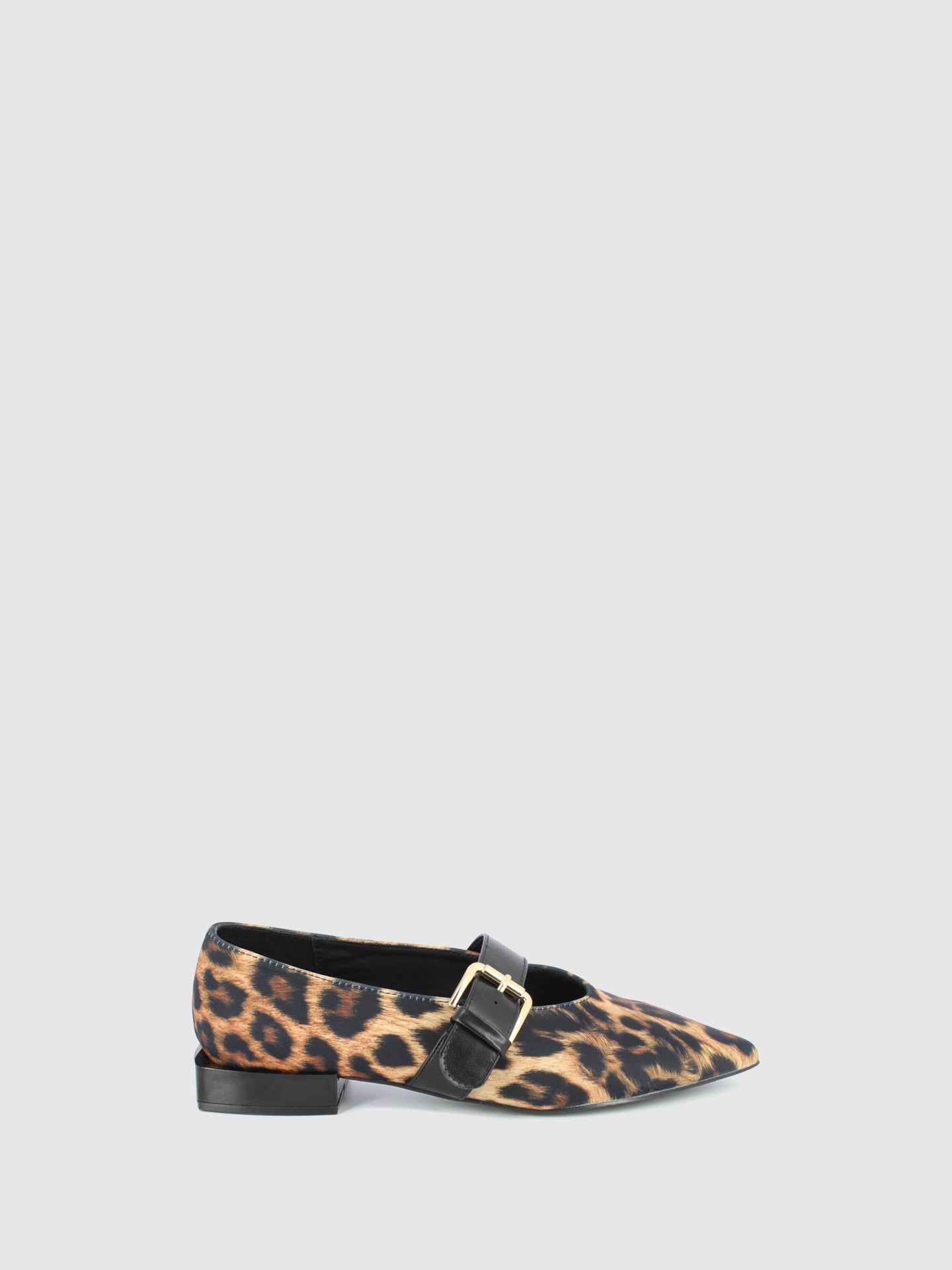 Top3 Sapatos com Fivela em Leopardo