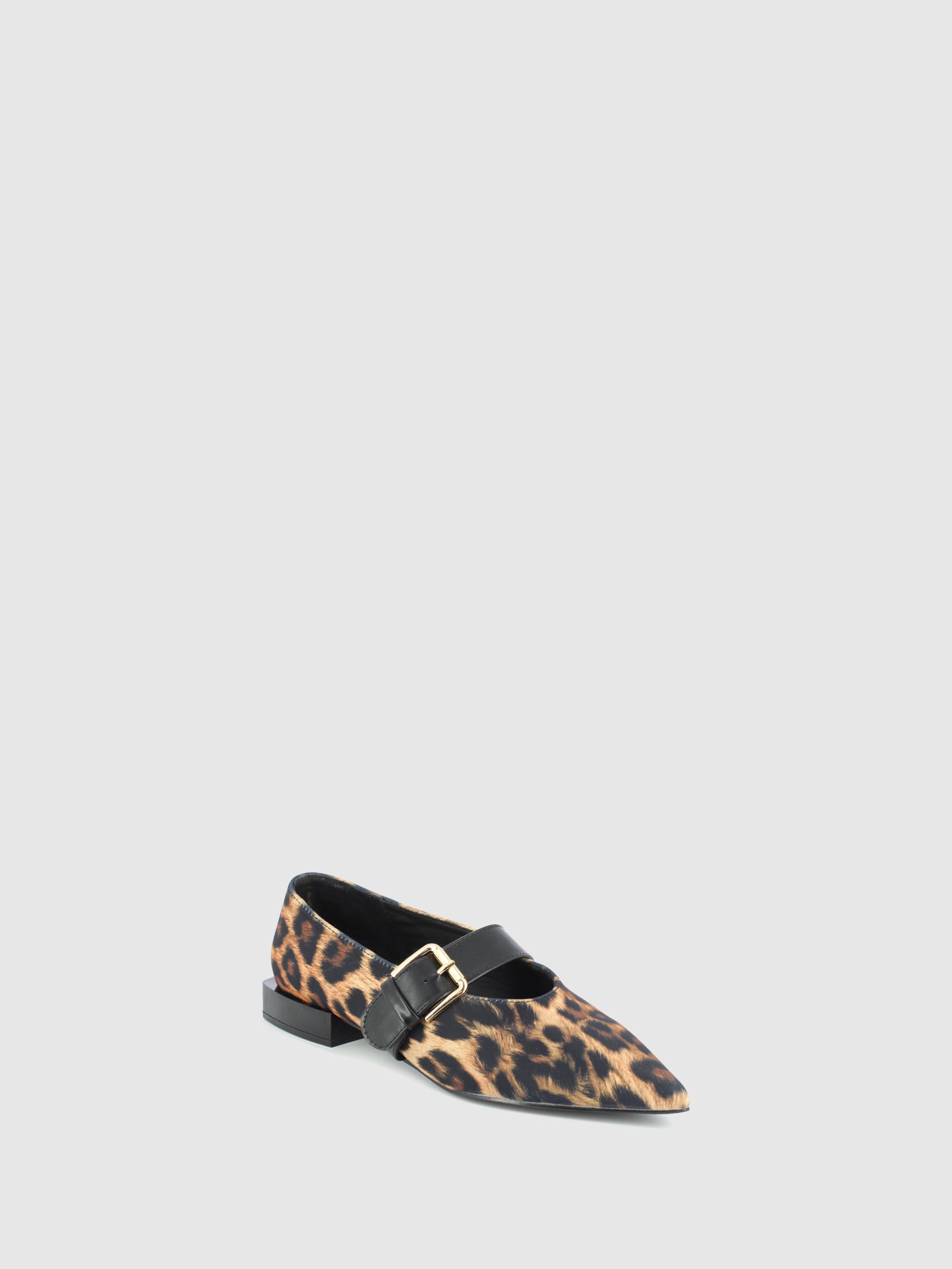 Top3 Sapatos com Fivela em Leopardo