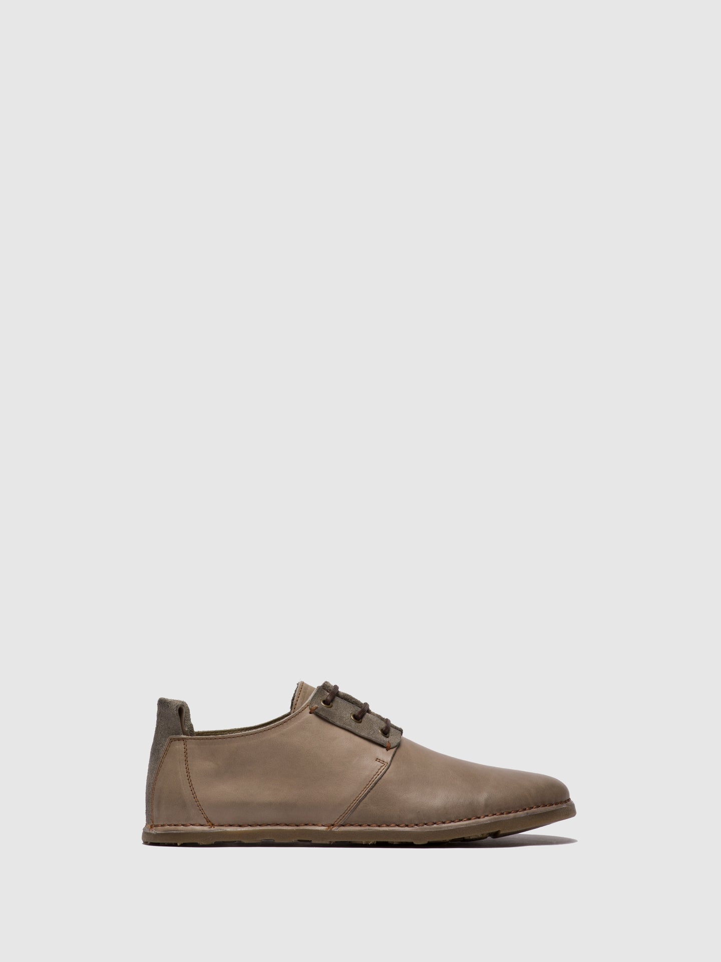 Fly London Sapatos com Atacadores em Castanho Trigo