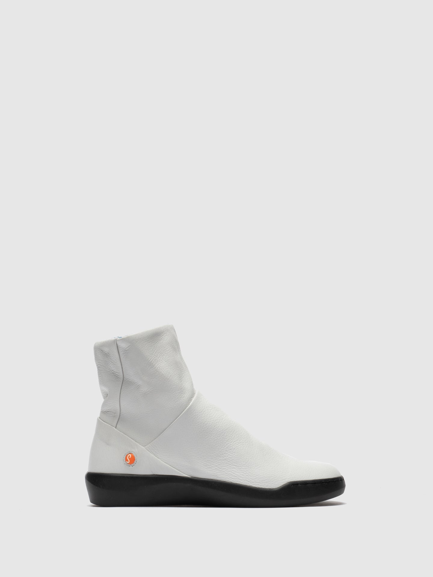 Softinos Botins com Fecho em Branco